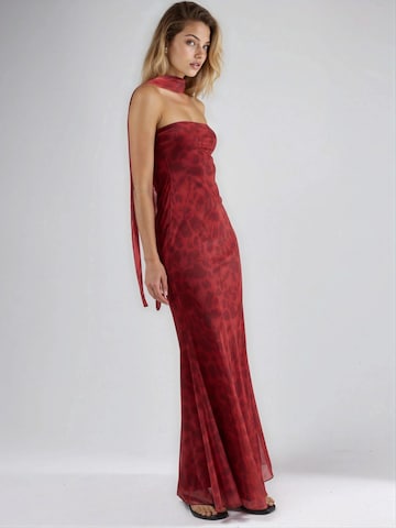 Hiccup Dress in Red