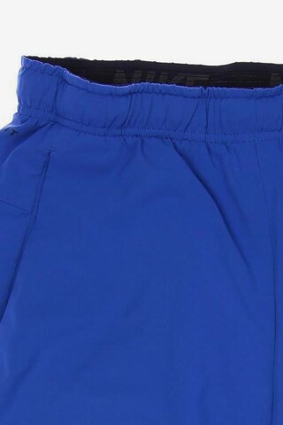 NIKE Shorts 31-32 in Blau