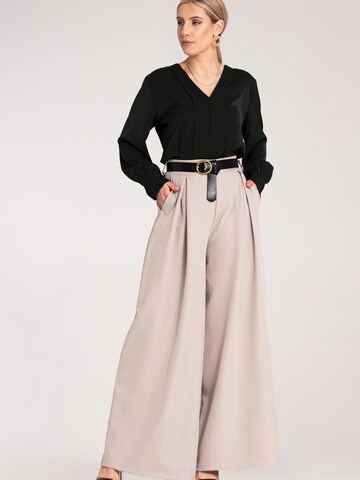 Loosefit Pantaloni 'M1134' di Figl in beige