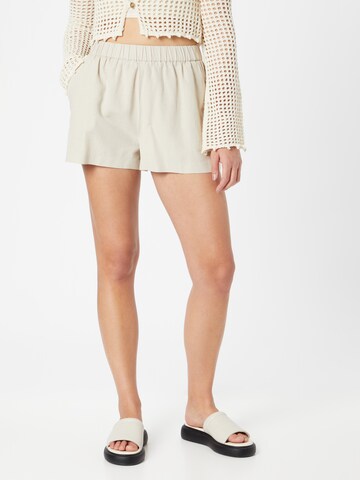 NA-KD Loosefit Shorts in Beige: predná strana