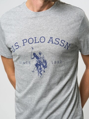 U.S. POLO ASSN. Bluser & t-shirts 'Archibald' i grå