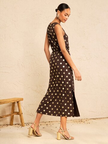 Robe love & roses en marron