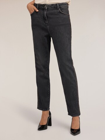Loosefit Jeans di MOTIVI in nero