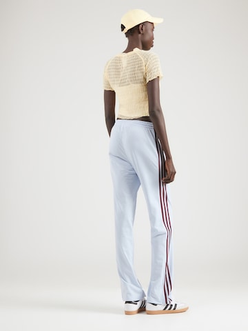 ADIDAS ORIGINALS Voľný strih Nohavice 'FB CLASSIC' - Modrá