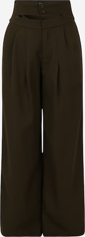 Nasty Gal Petite Wide leg Pleat-Front Pants in Green: front