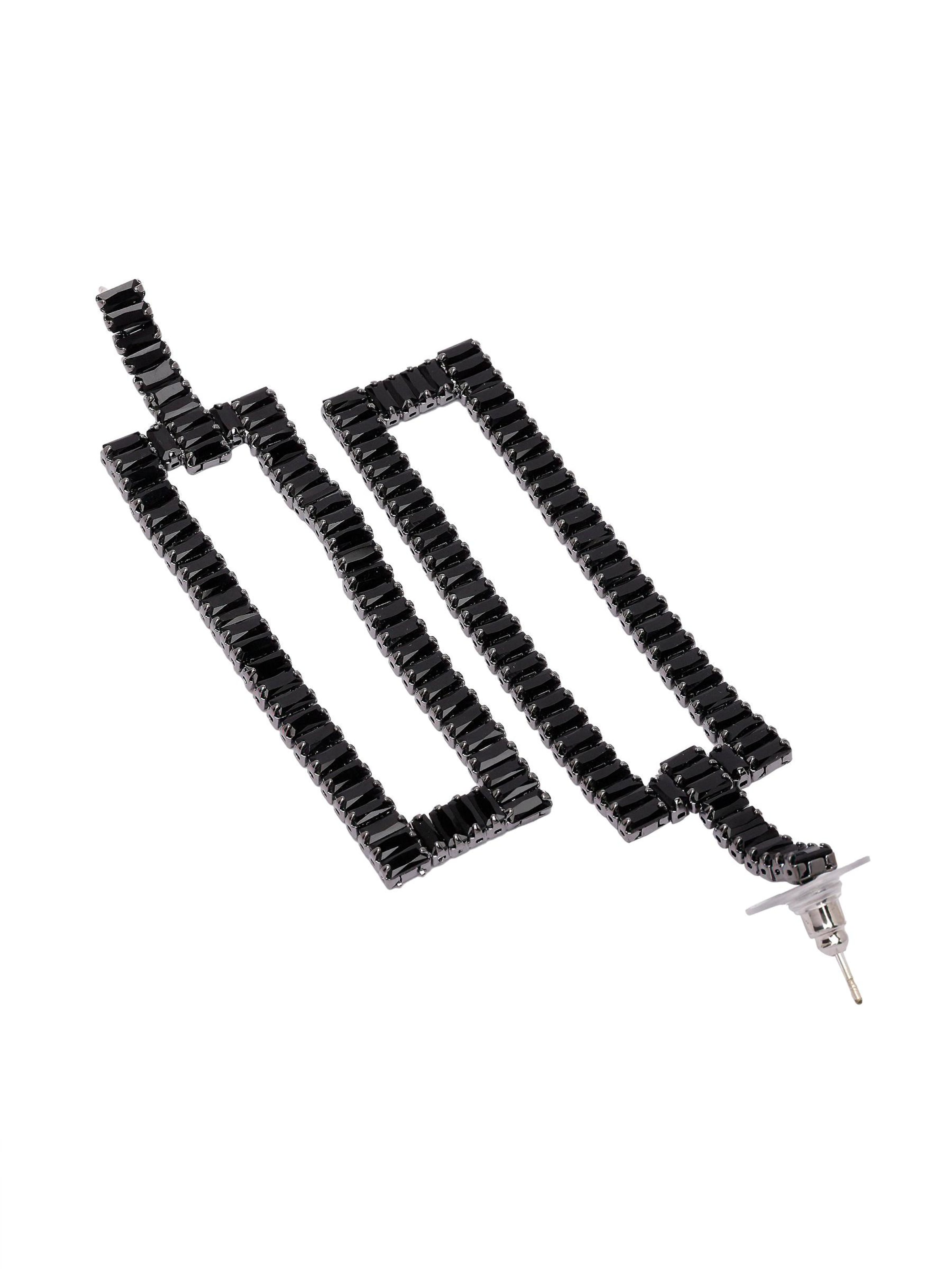 AVANT-GARDE PARIS Earrings 'Nataliama' in Black