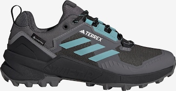 ADIDAS TERREX - Sapato baixo 'Swift R3 Gore-Tex' em cinzento