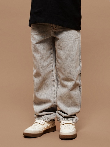 NAME IT - Loosefit Vaquero 'NKMRyan' en gris