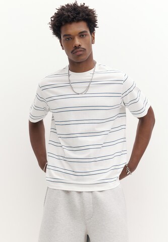 Maglietta di Pull&Bear in bianco: frontale