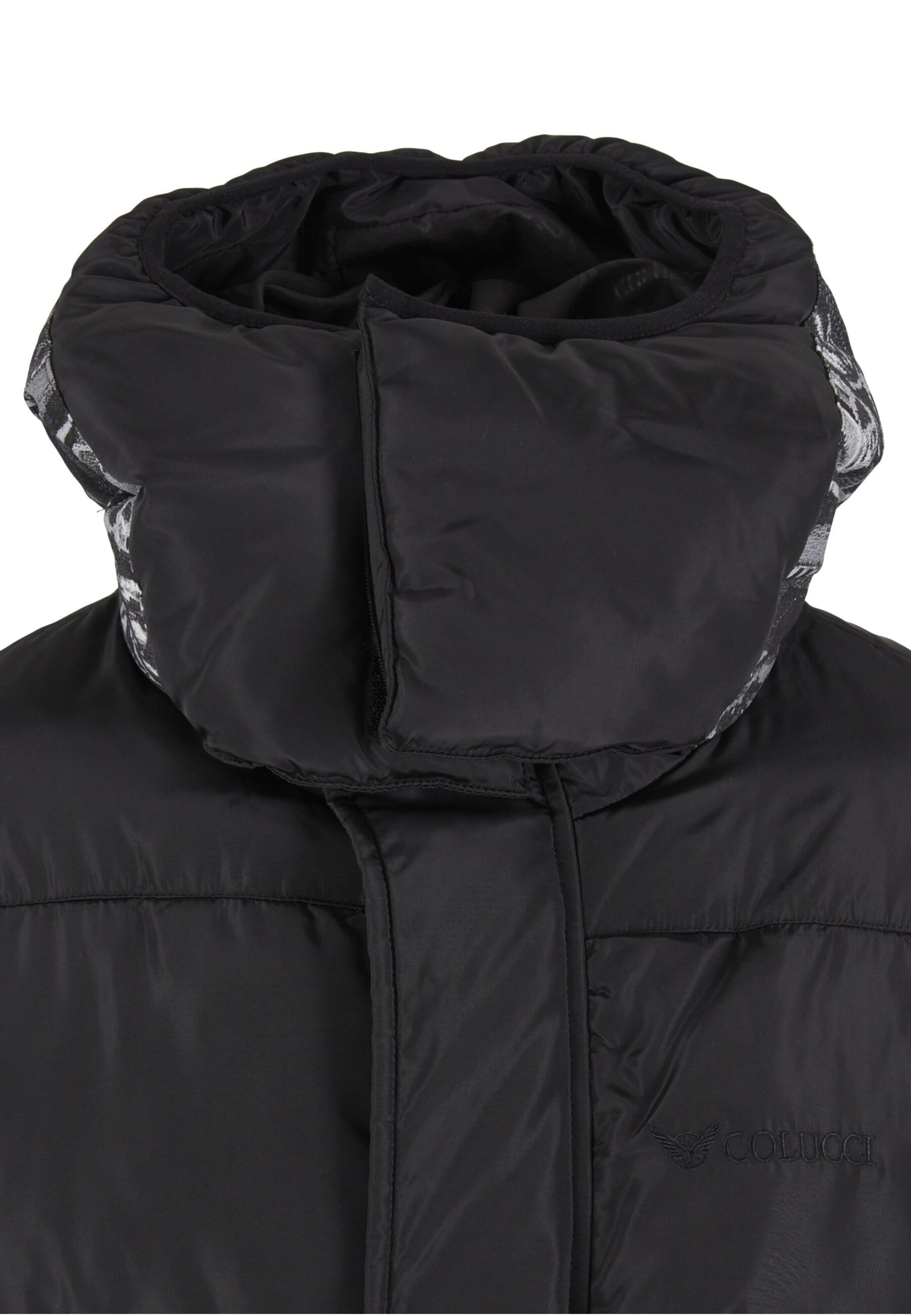 Colucci Демисезонное пальто в Черный