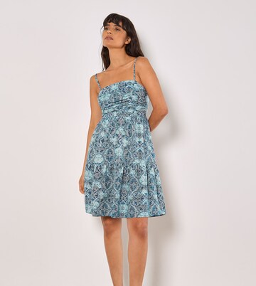 Apricot Jurk in Blauw