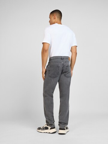 WOTEGA Regular Jeans 'Dream' in Grau