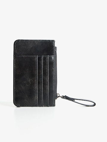 Étui Bershka en noir