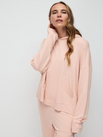 No Matter What Sweatshirt in Roze