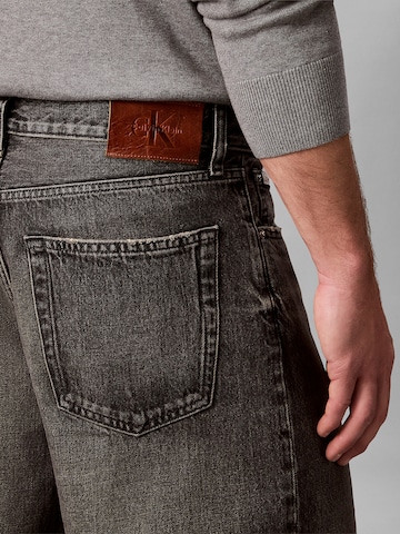 Calvin Klein Jeans Loosefit Jeans in Grau