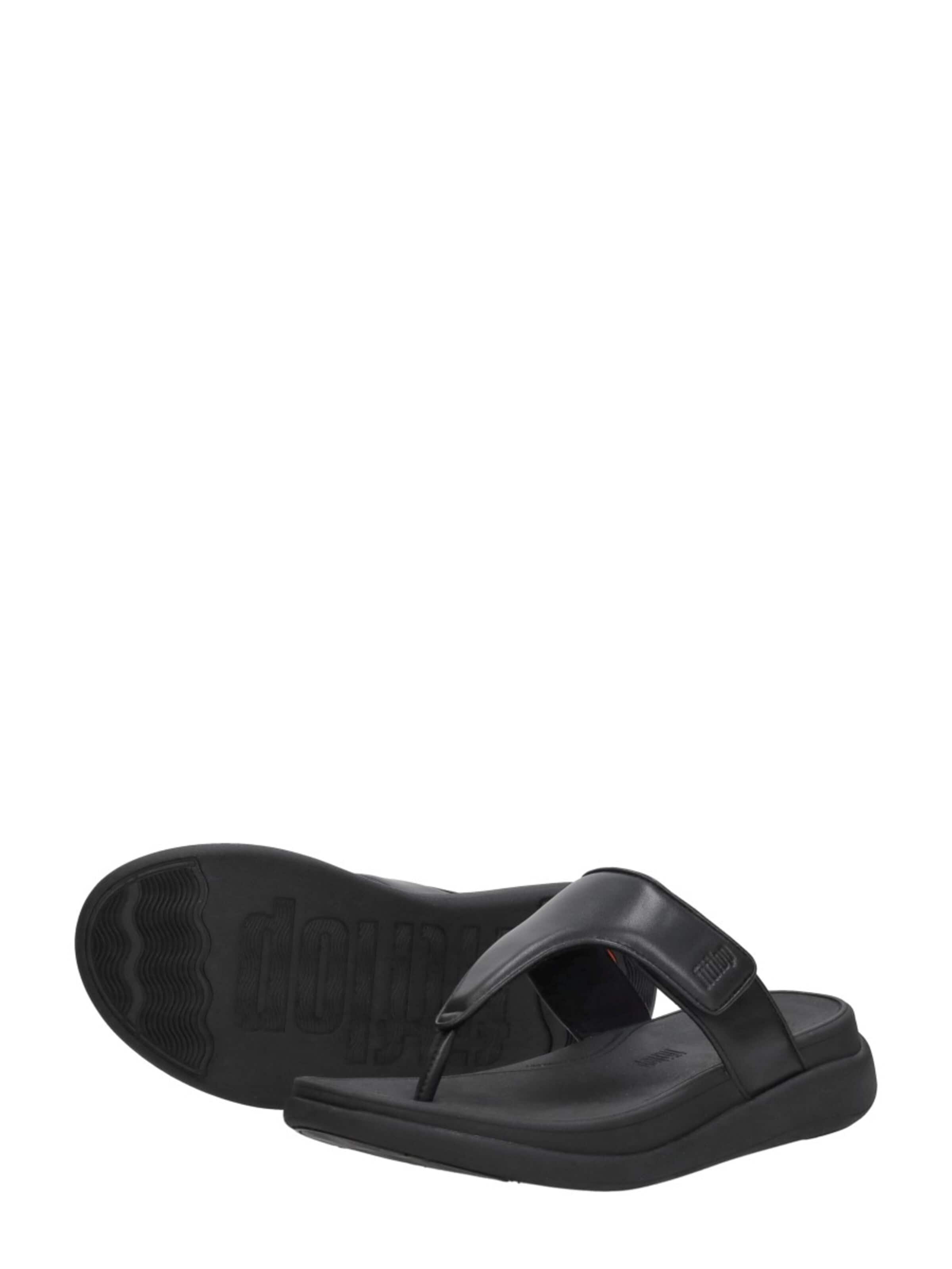 FitFlop Huisschoenen 'F-Mode Go Adjustable Flatform Sandals' in Zwart