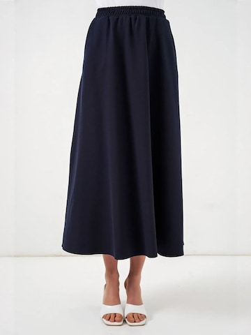 Bigdart Skirt in Blue: front
