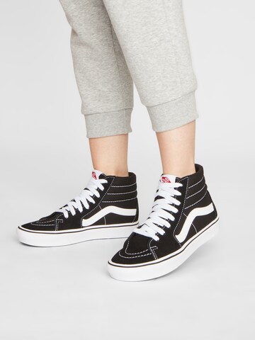 Sneaker înalt 'Sk8-Hi ComfyCush' de la VANS pe negru: față