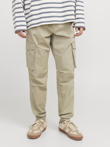 Effilé Pantalon cargo 'Kane Noah' JACK & JONES en beige : devant