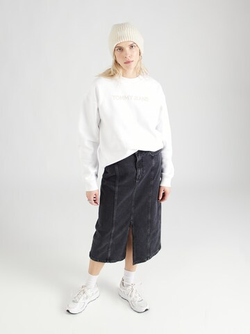 Tommy Jeans Mikina 'Classic' – bílá
