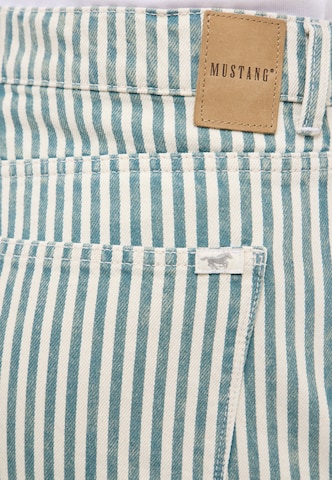 MUSTANG Flared Jeans 'Style Madison Wide' in Grün
