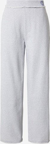 HUGO Wide Leg Housut 'Nuwaist_B' värissä harmaa: etupuoli