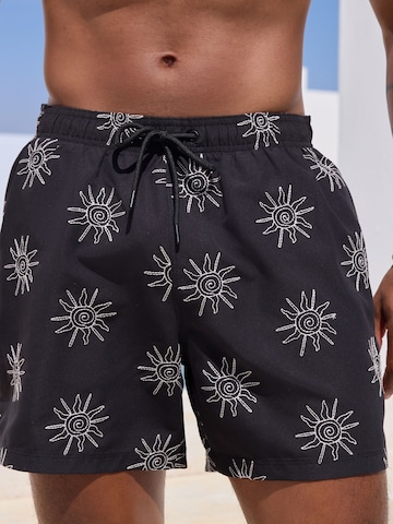 Pantaloncini da bagno di Next in nero