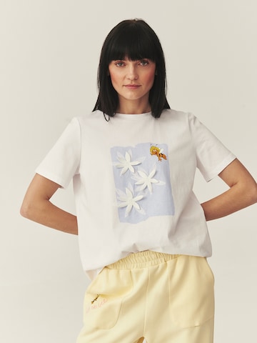 TATUUM T-shirt i vit: framsida