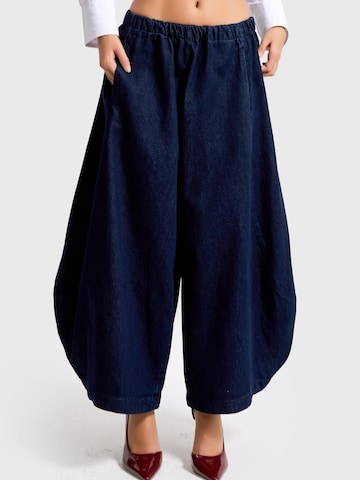 IT'S BASIC Vat Jeans 'BARREL BALLOON LOW RISE JEANS' in Blauw: voorkant