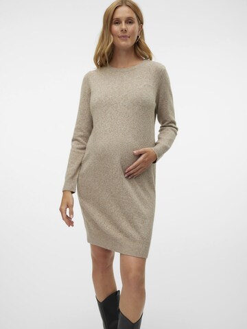 Rochie tricotat 'VMMDoffy' de la Vero Moda Maternity pe maro: față