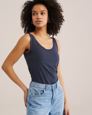 WE Fashion Топ в Синий: спереди