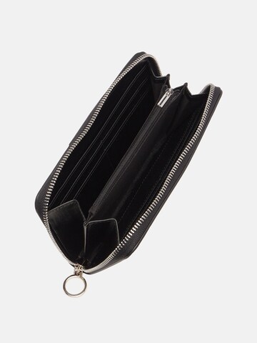 O bag Wallet in Black
