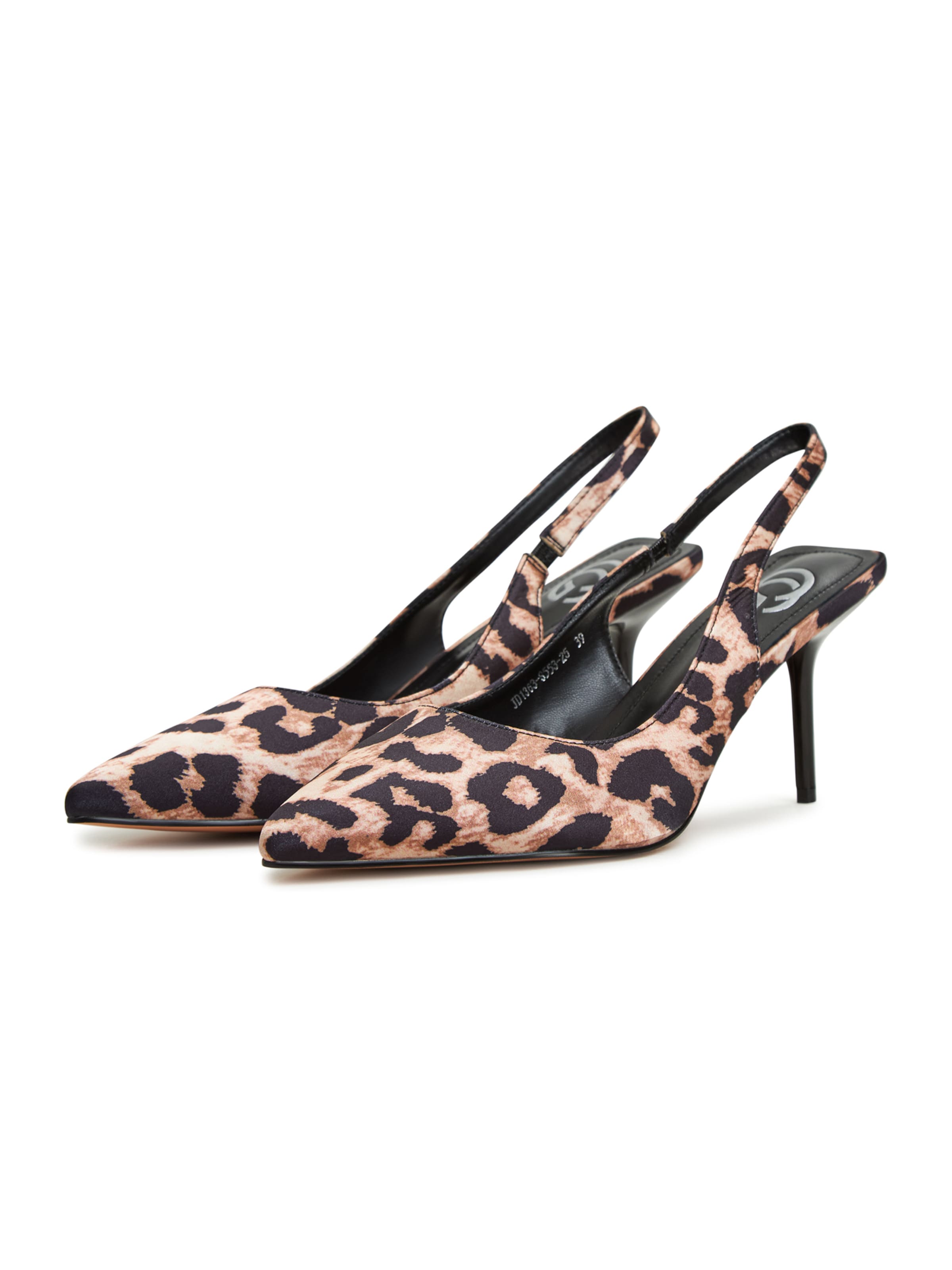 CESARE GASPARI Pumps in Bruin
