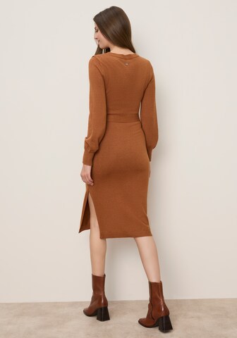 Tamaris Knitted dress in Brown