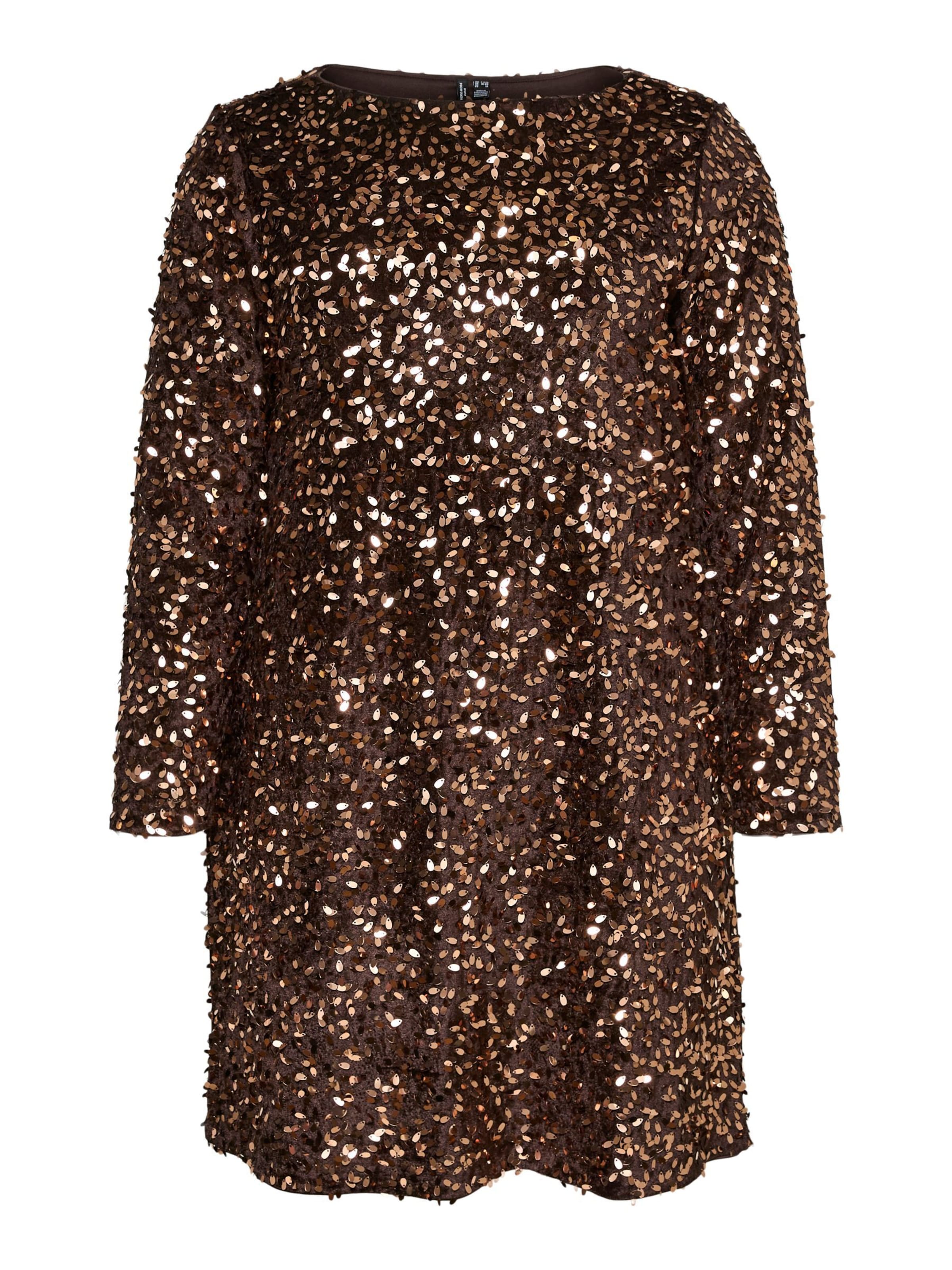 Vero Moda Curve Dress in Brown: front