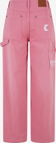 Karl Kani Loose fit Cargo Jeans in Pink