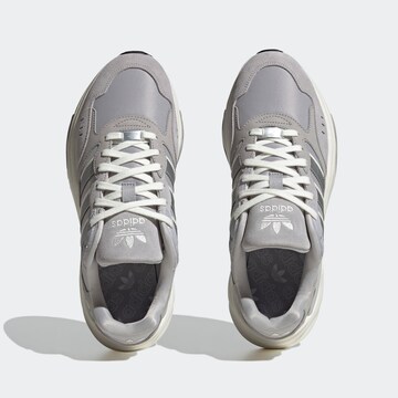 ADIDAS ORIGINALS Låg sneaker 'Retropy F90' i grå