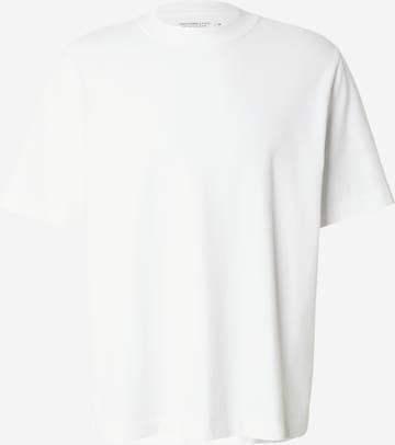 Tricou de la Abercrombie & Fitch pe alb: față