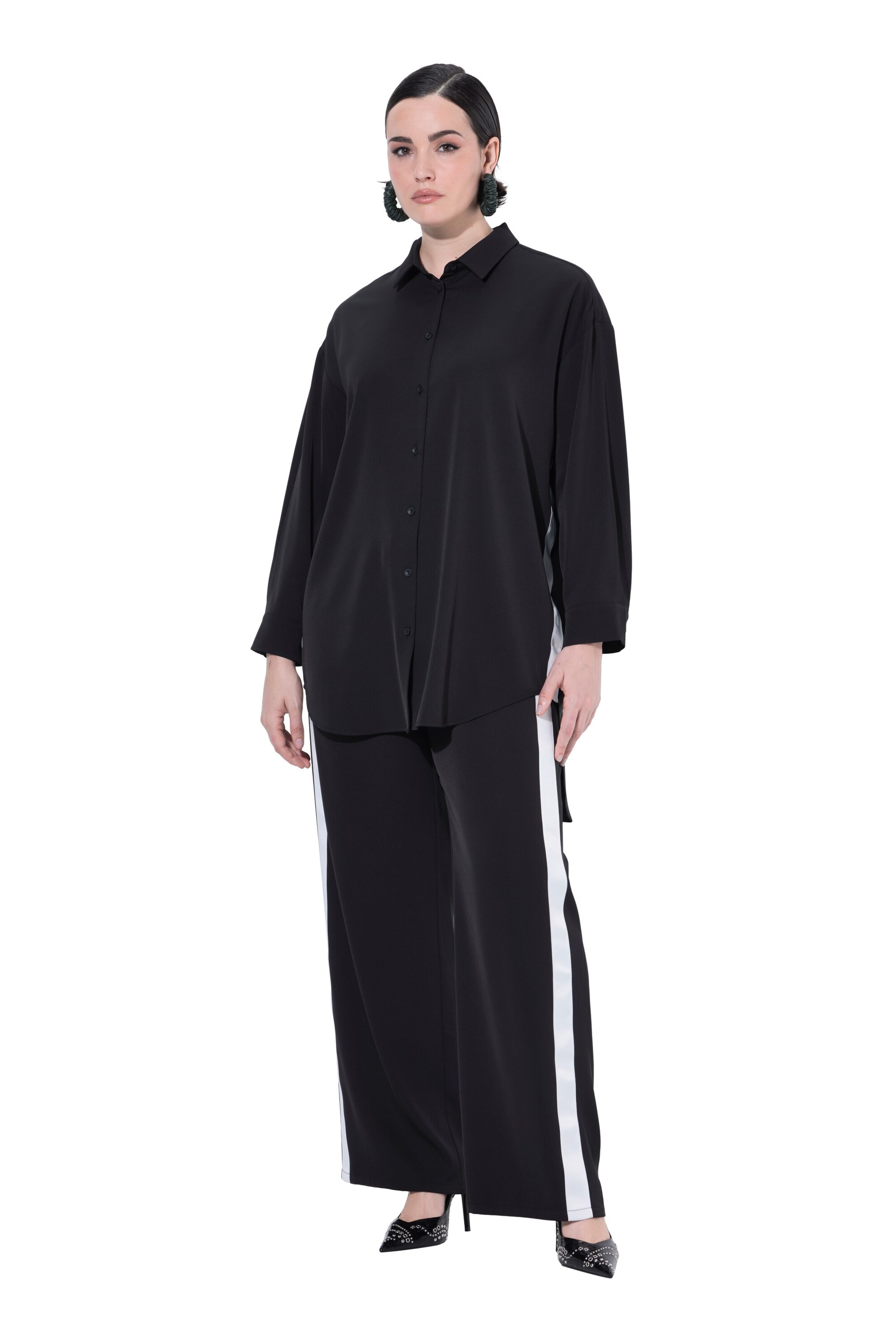 Ulla Popken Blouse in Black: front