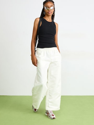Nike Sportswear Wide leg Broek in Wit