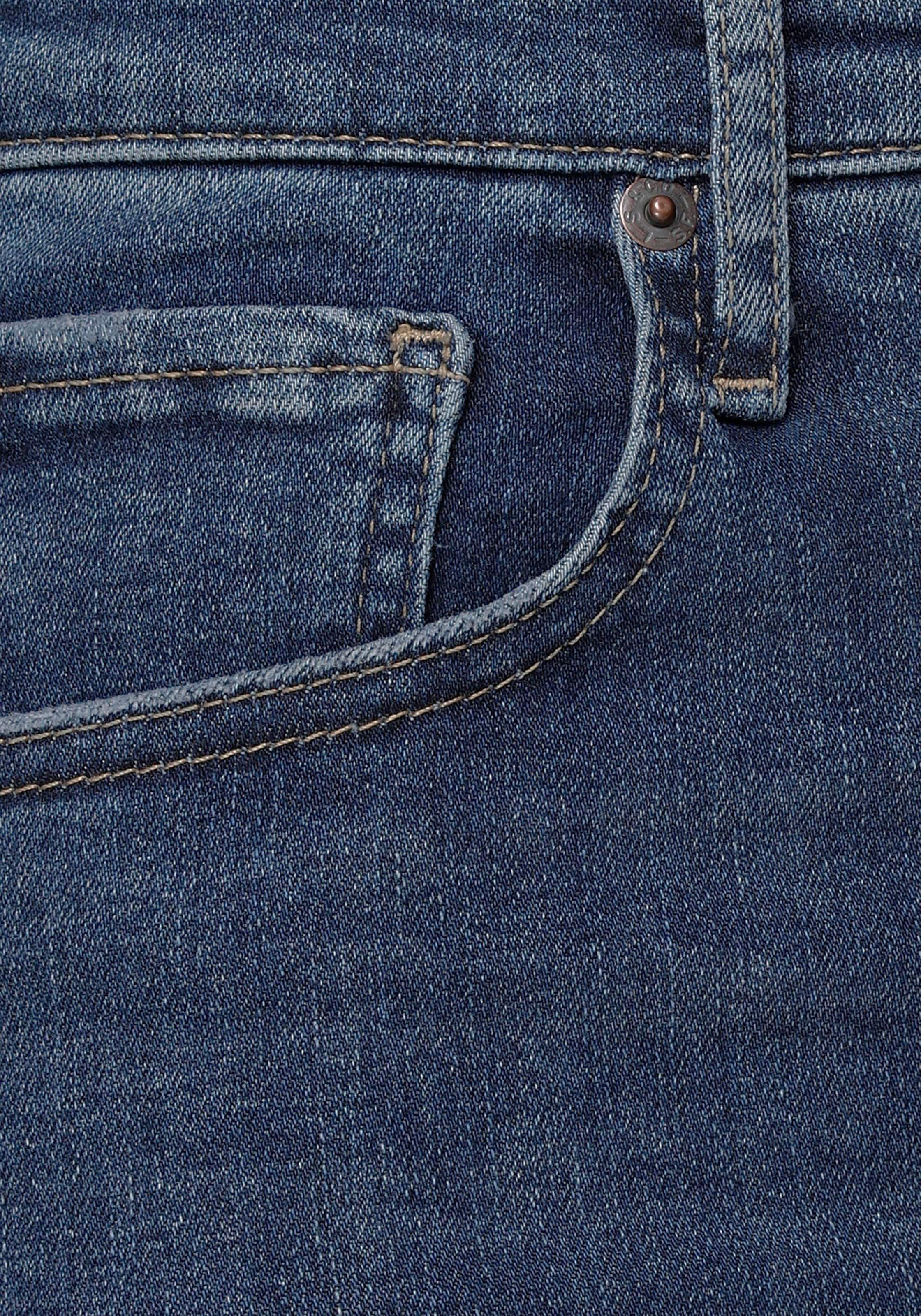 Frauen Jeans LEVI'S Jeans 'MILE HIGH Super Skinny' in Blau - RS26311