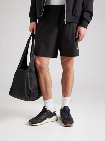 BOSS Обычный Спортивные штаны в Черный: спереди