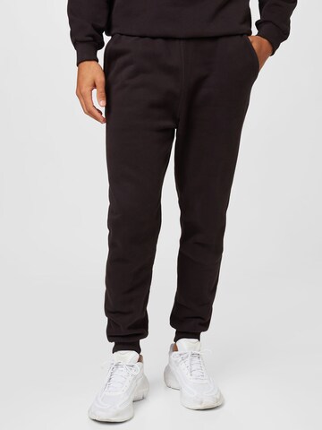 Ocay Tapered Broek in Bruin: voorkant