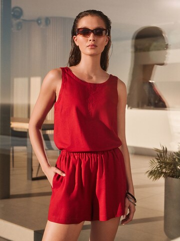 Next - regular Pantalón en rojo
