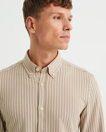 WE Fashion Slim fit Button Up Shirt in Beige