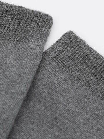 CALZEDONIA Socken in Grau