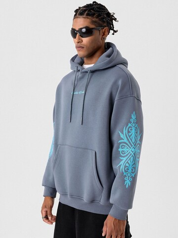 VAMOS CLO Sweatshirt i grå