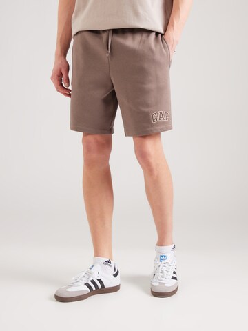 Regular Pantaloni 'HERITAGE' de la GAP pe maro: față
