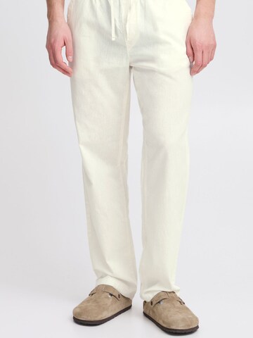 BLEND Regular Broek ' BHVOLKEN ' in Wit