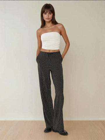 Hiccup Top | bela barva